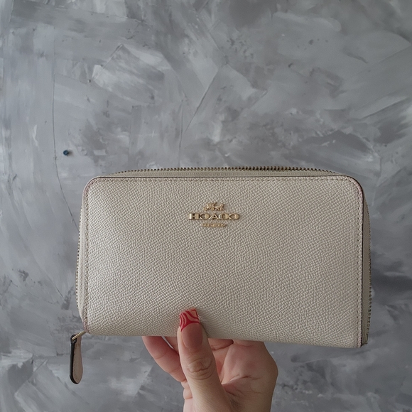 Coach Handbags - Coach wallet